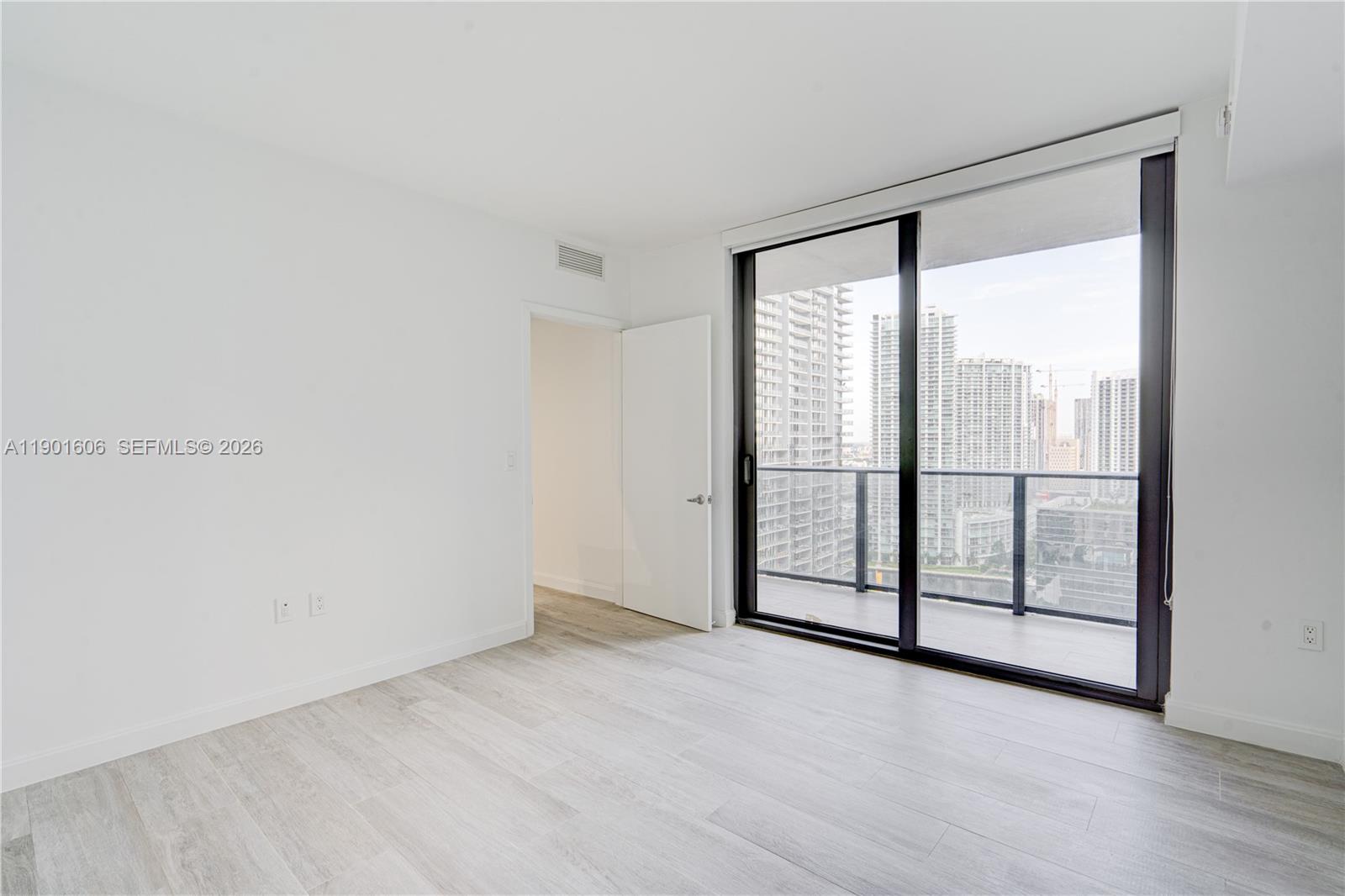 45 SW 9th St #2408, Miami FL 33130