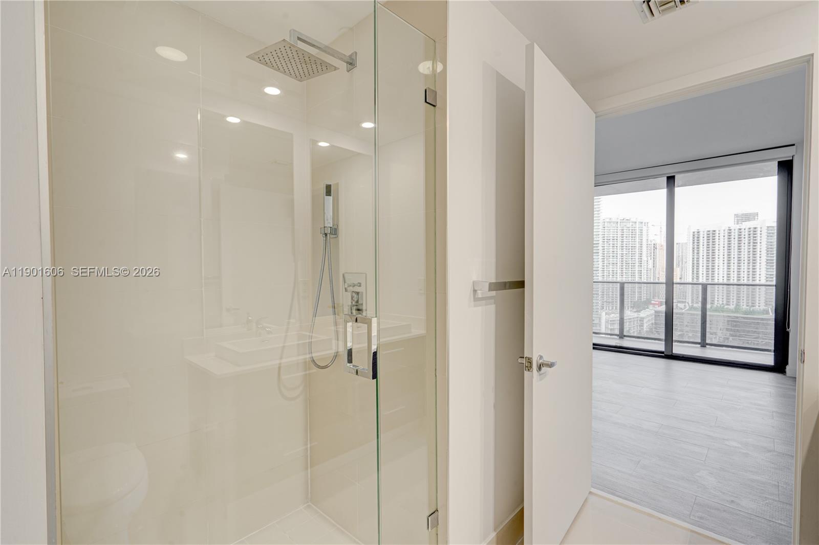 45 SW 9th St #2408, Miami FL 33130