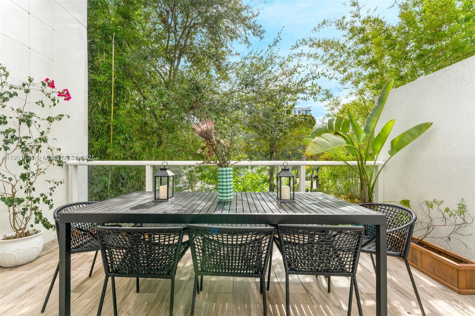 455 NE 39th St #105, Miami FL 33137