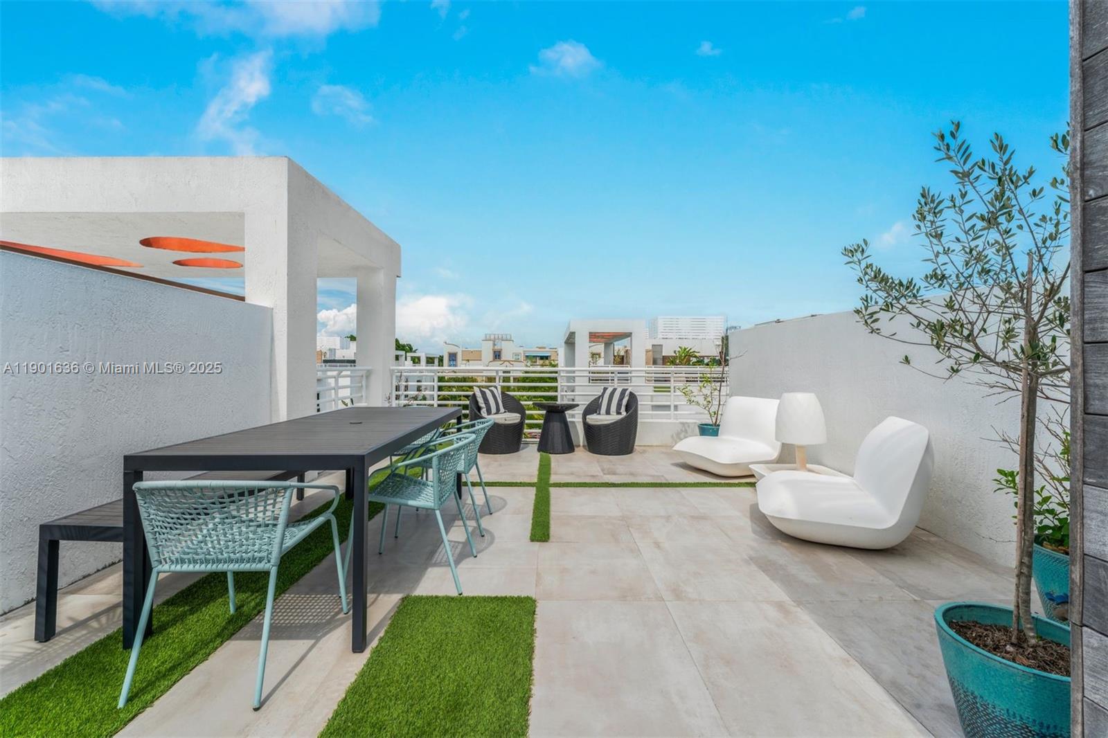 455 NE 39th St #105, Miami FL 33137