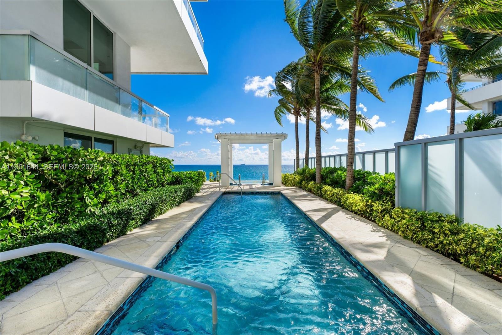 4391 Collins Ave #512, Miami Beach FL 33140