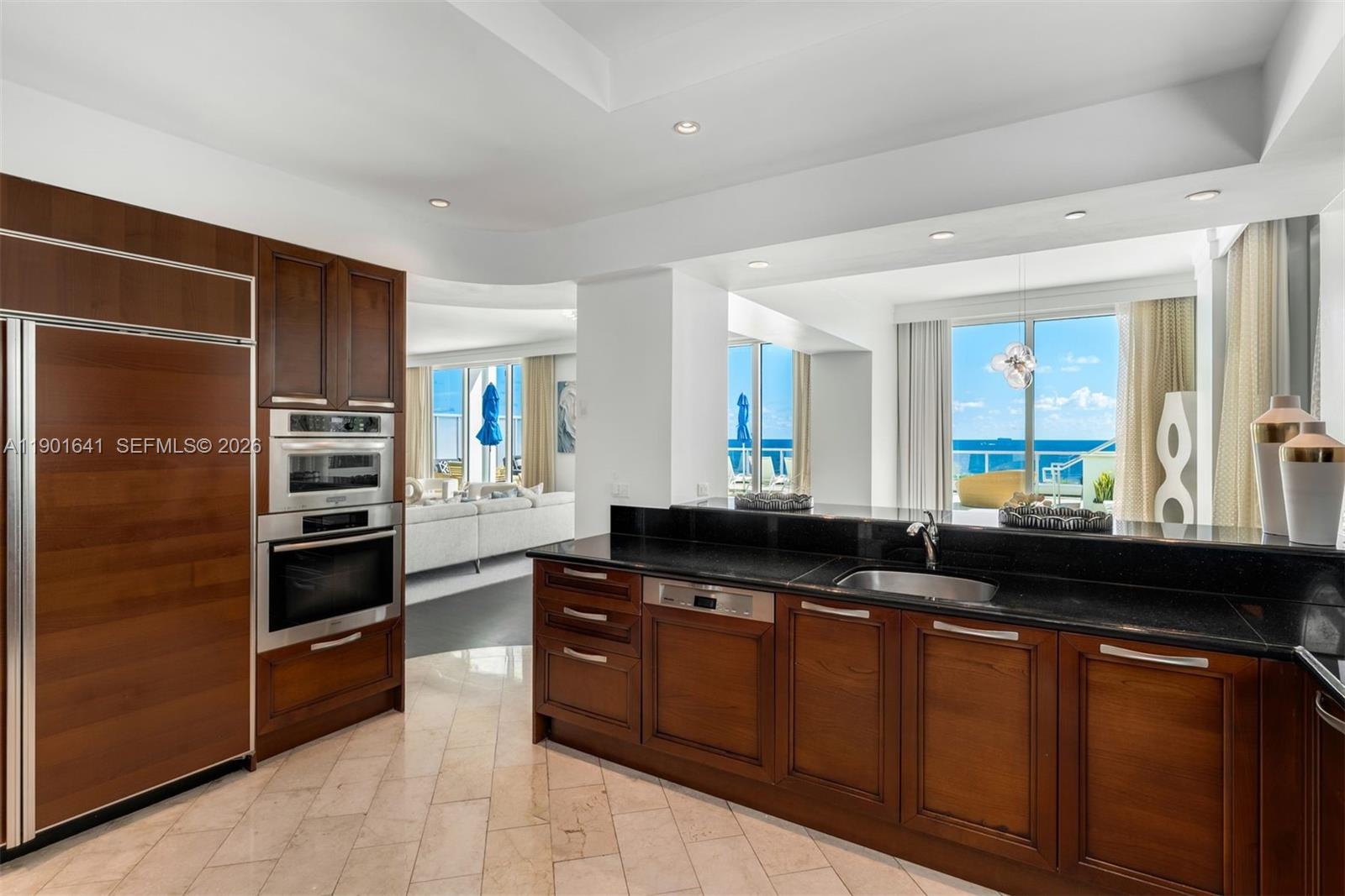 4391 Collins Ave #512, Miami Beach FL 33140
