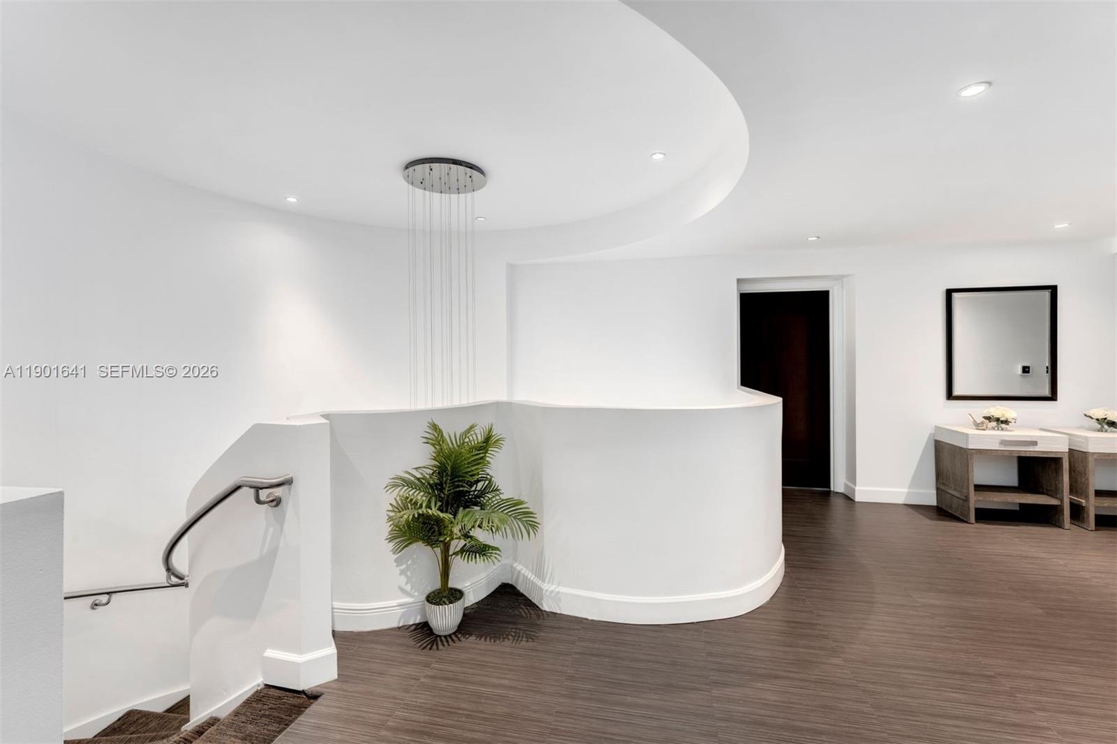 4391 Collins Ave #512, Miami Beach FL 33140