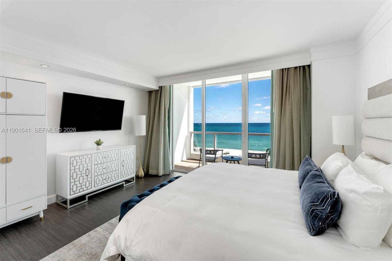 4391 Collins Ave #512, Miami Beach FL 33140