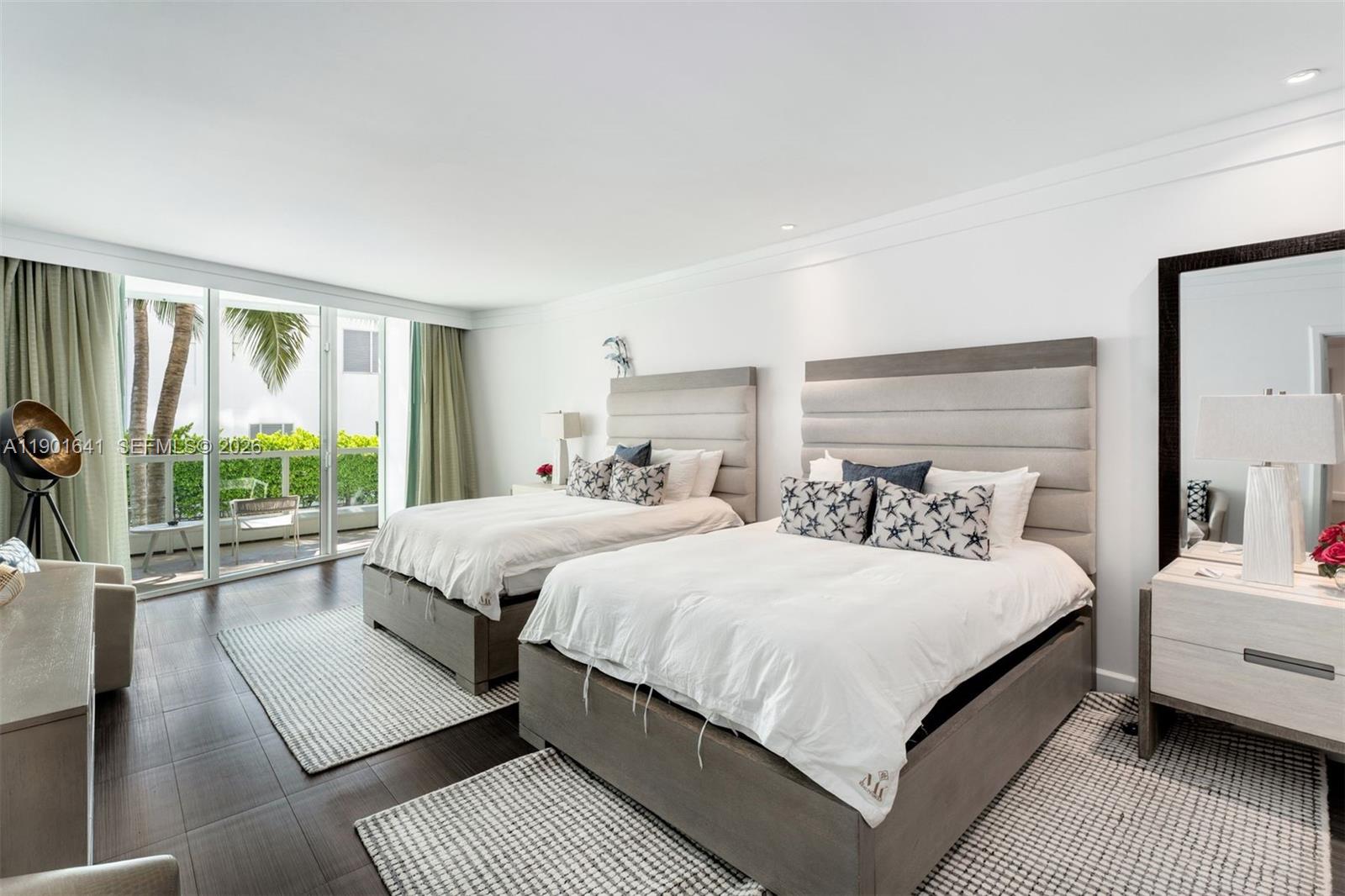 4391 Collins Ave #512, Miami Beach FL 33140