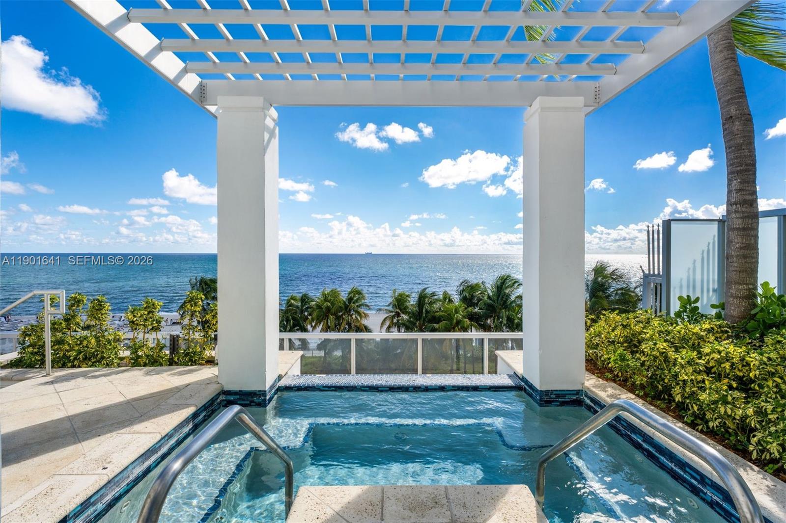 4391 Collins Ave #512, Miami Beach FL 33140