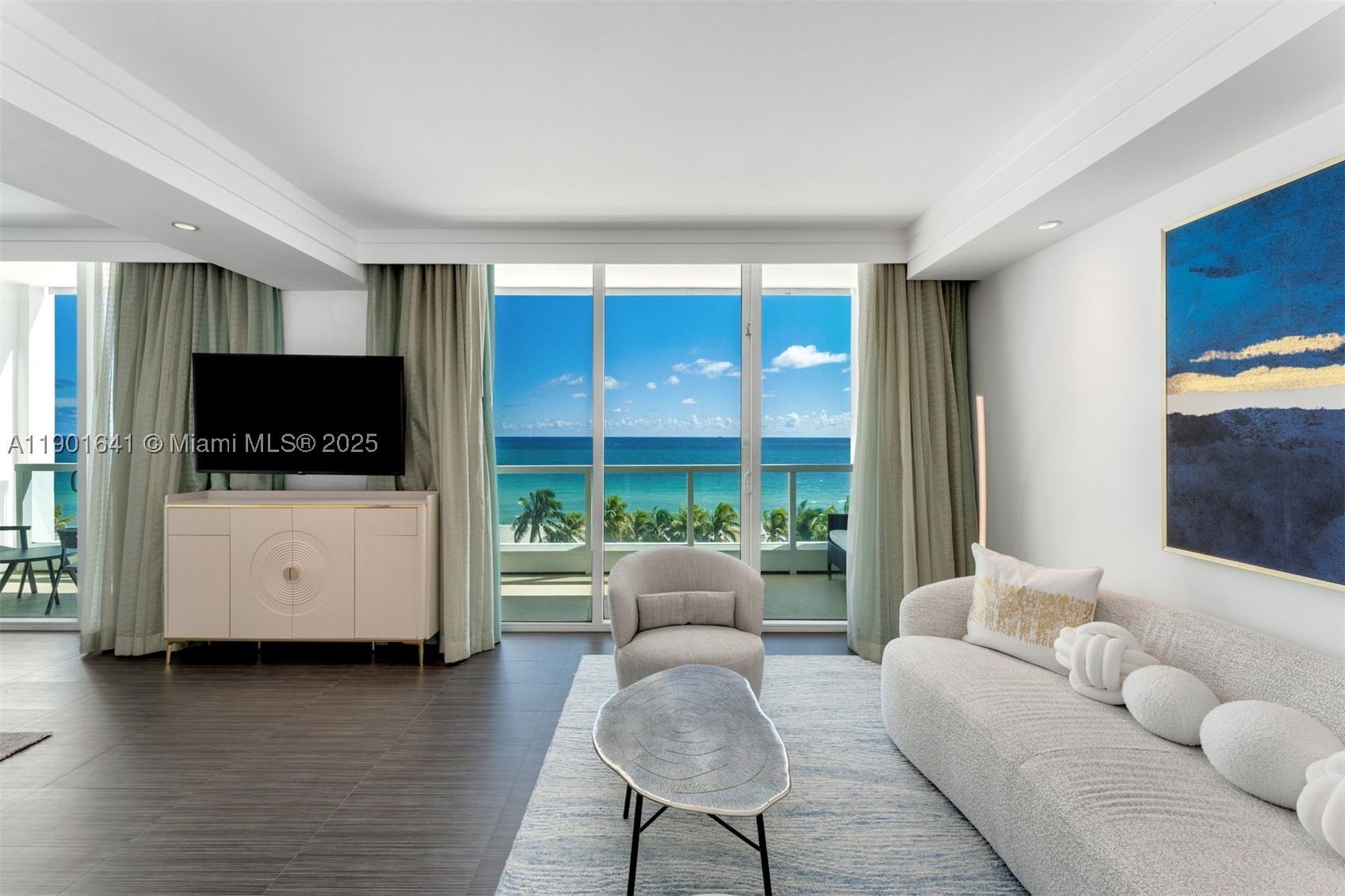 4391 Collins Ave #512, Miami Beach FL 33140