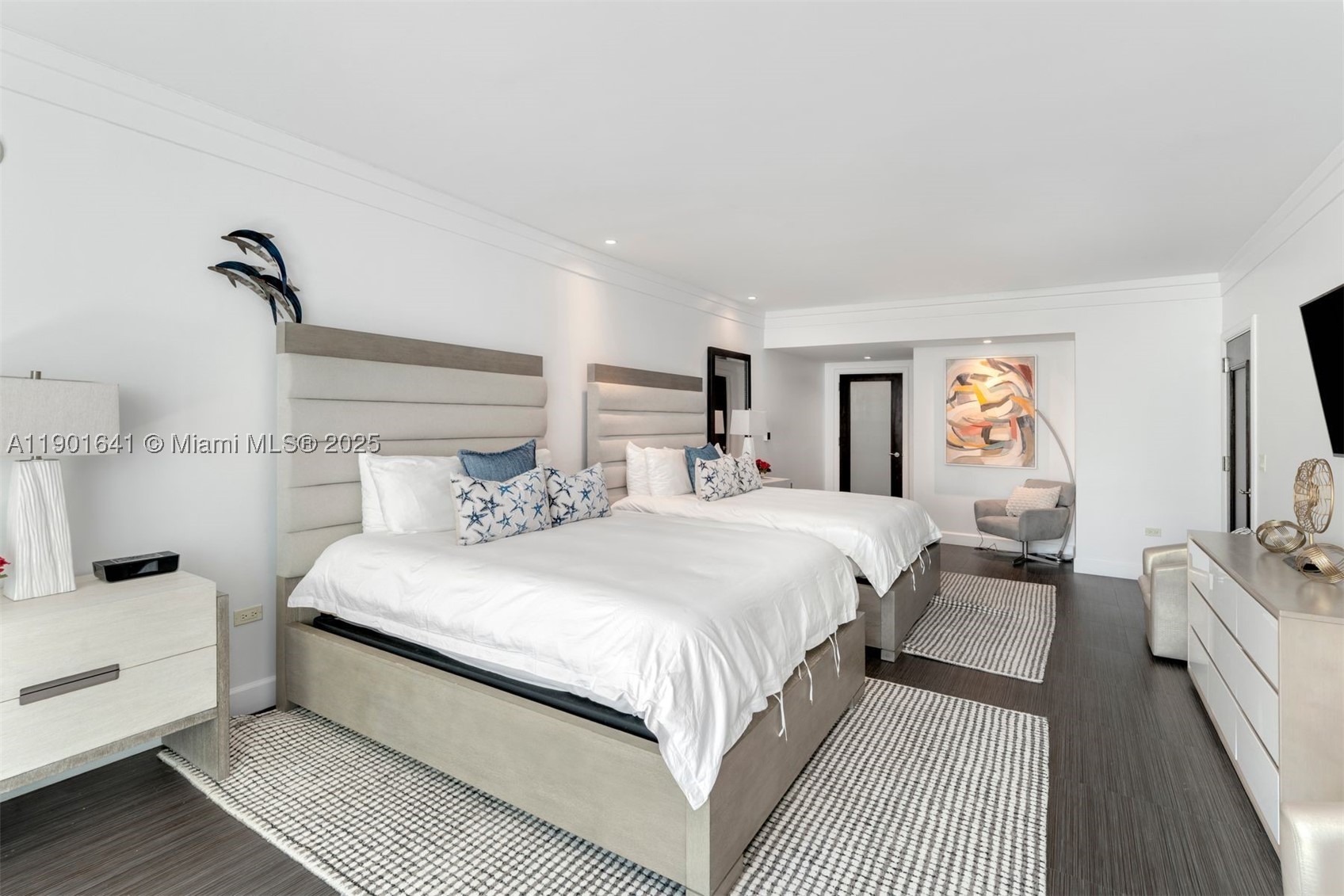 4391 Collins Ave #512, Miami Beach FL 33140