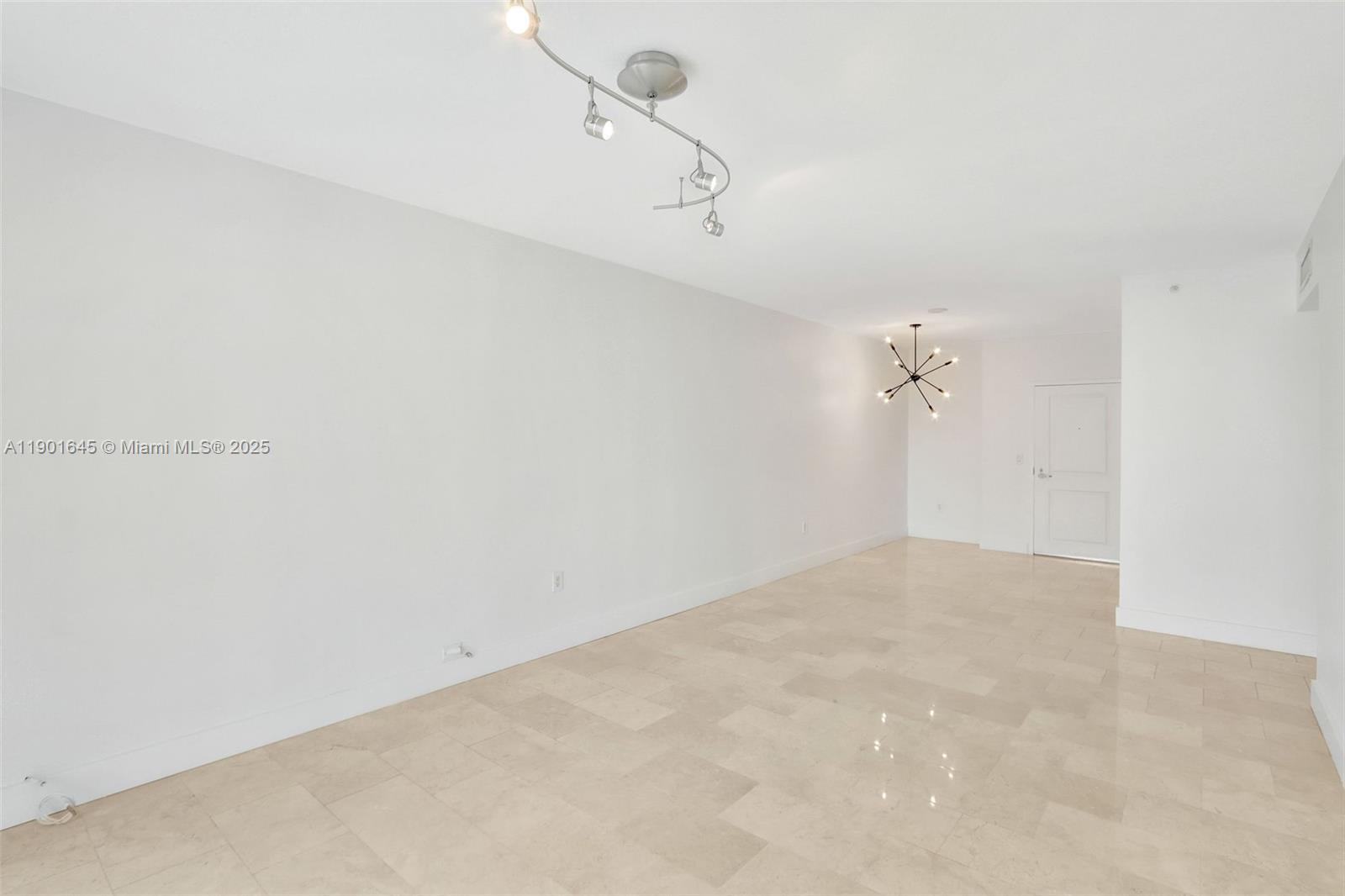 1250 S Miami Ave #2206, Miami FL 33130