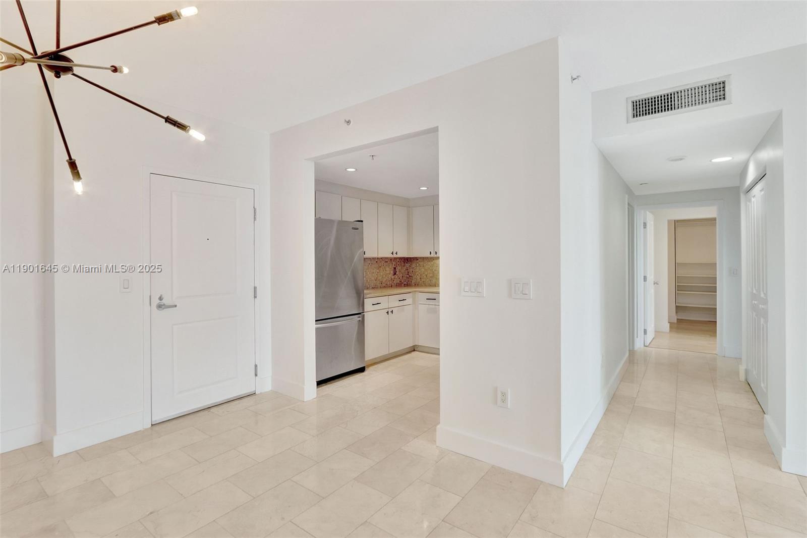 1250 S Miami Ave #2206, Miami FL 33130