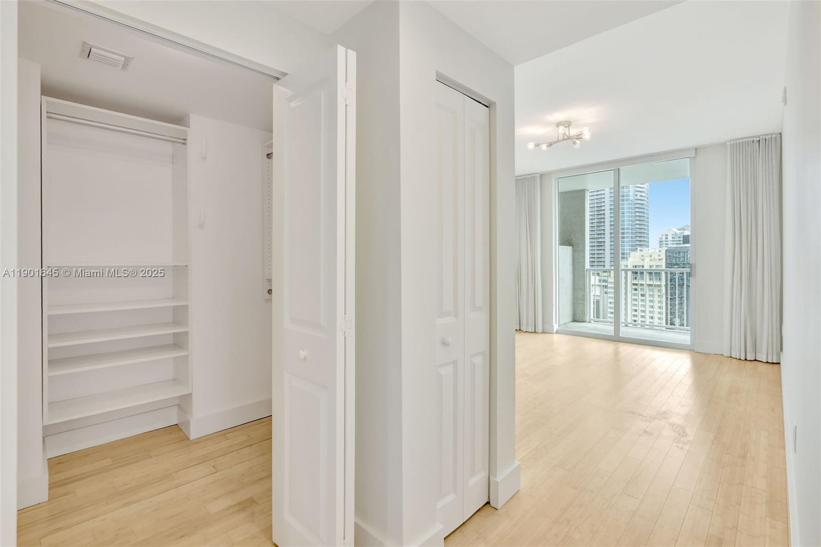 1250 S Miami Ave #2206, Miami FL 33130
