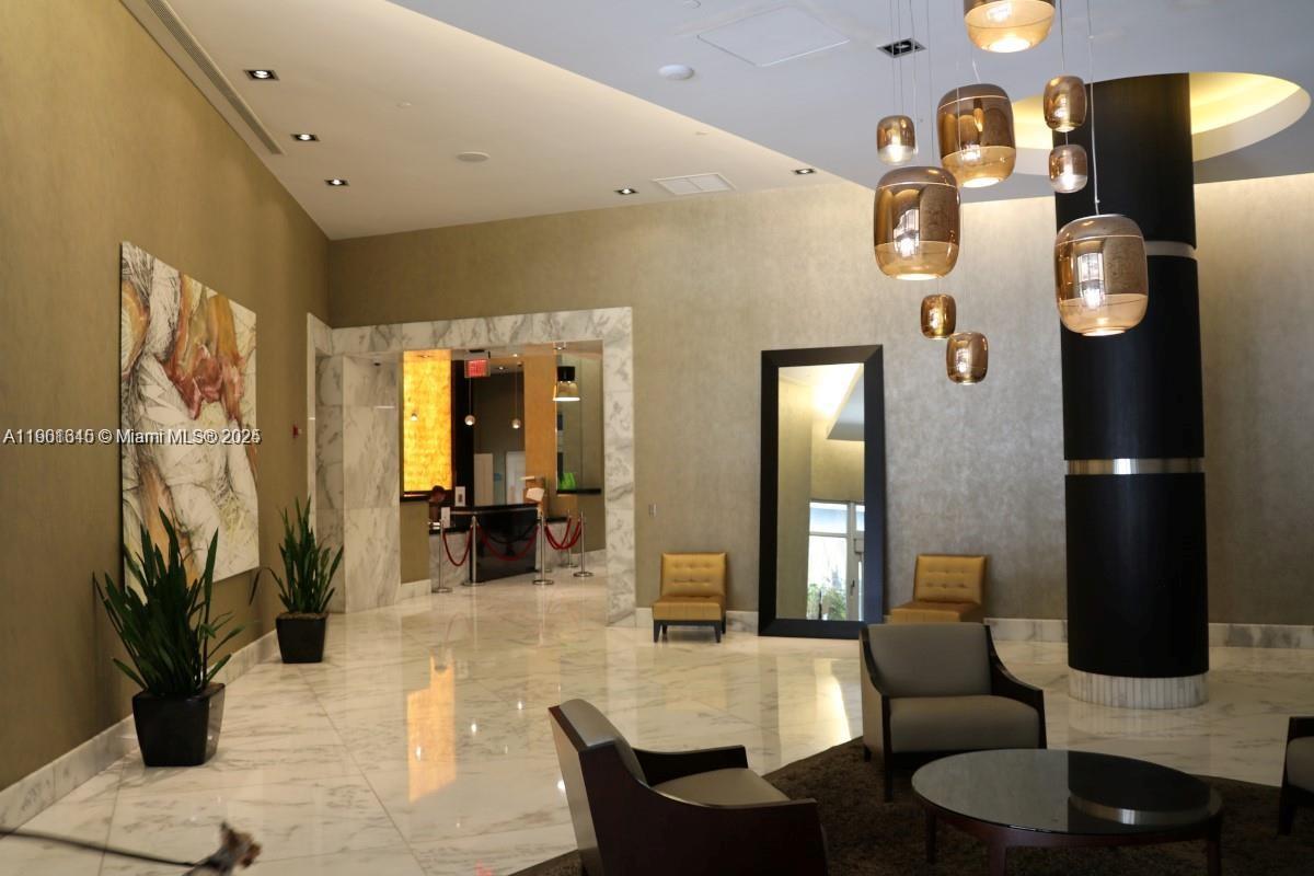 1250 S Miami Ave #2206, Miami FL 33130