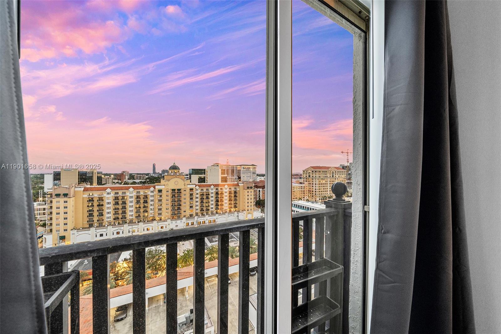 10 Aragon Ave #1417, Coral Gables FL 33134