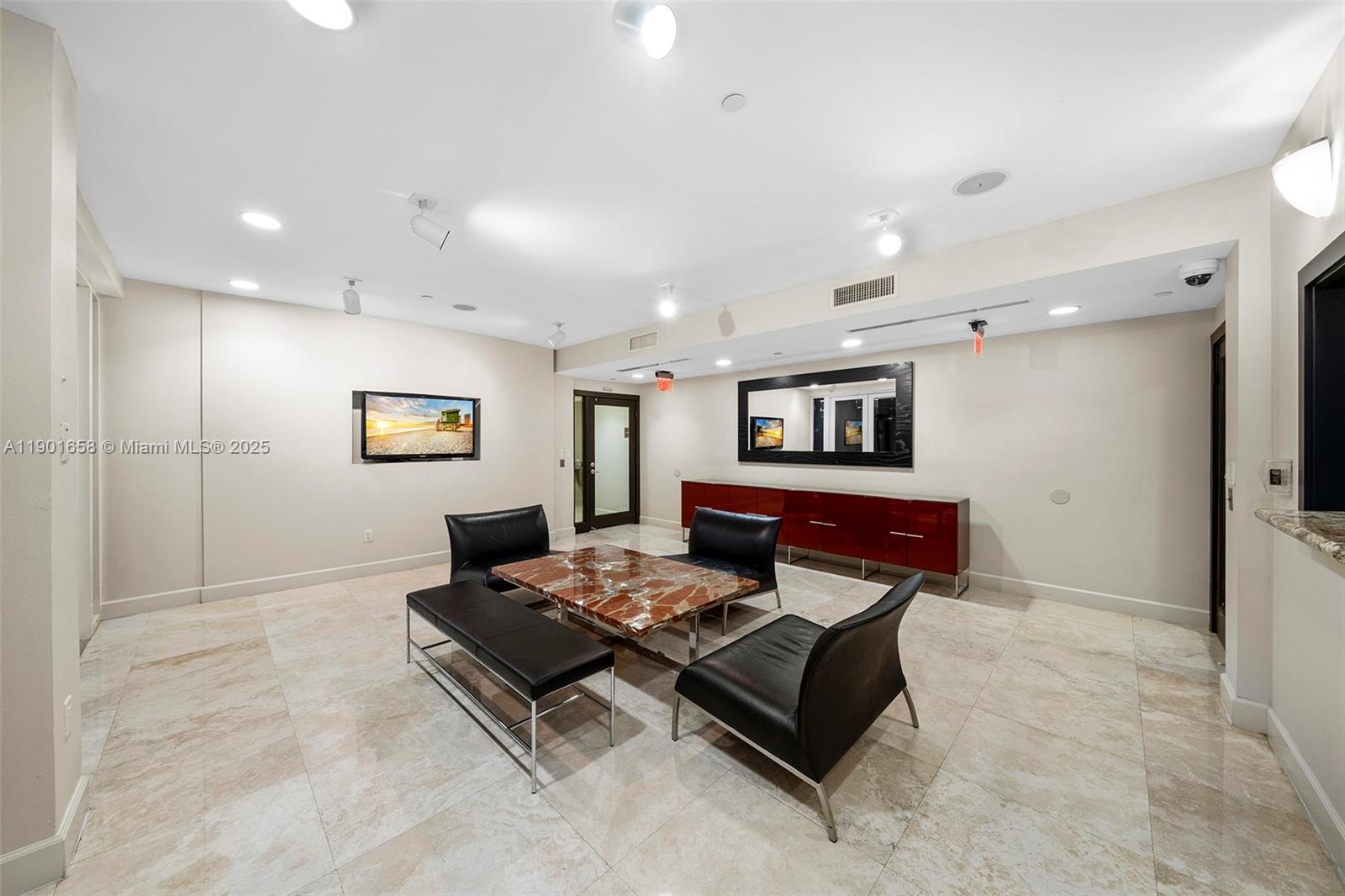 10 Aragon Ave #1417, Coral Gables FL 33134