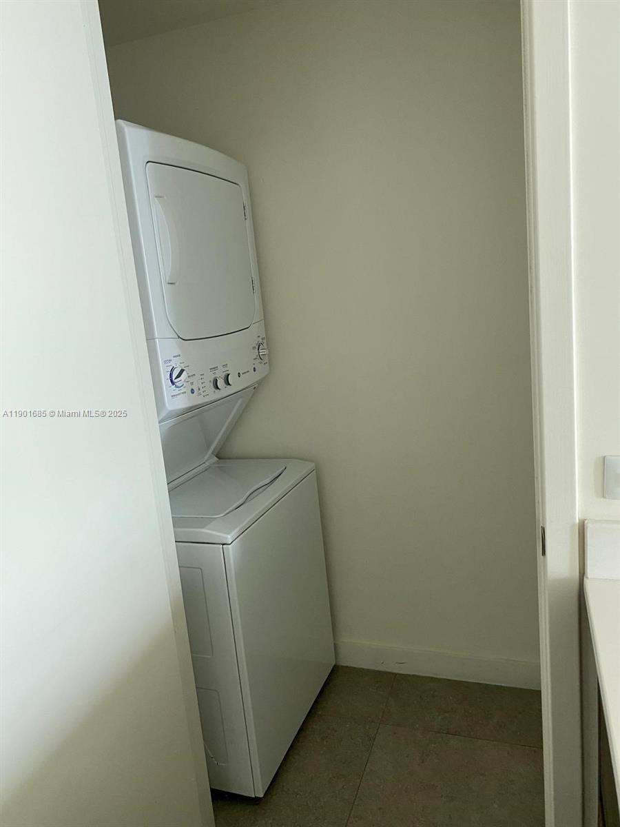 1100 S Miami Ave #3809, Miami FL 33130