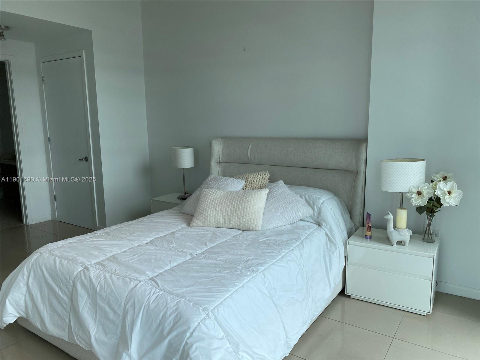 3301 NE 1st Ave #M0706, Miami FL 33137