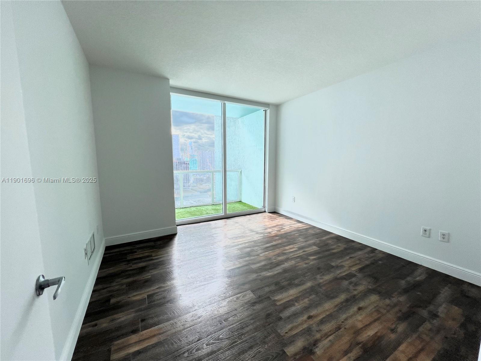 1900 N Bayshore Dr #2909, Miami FL 33132