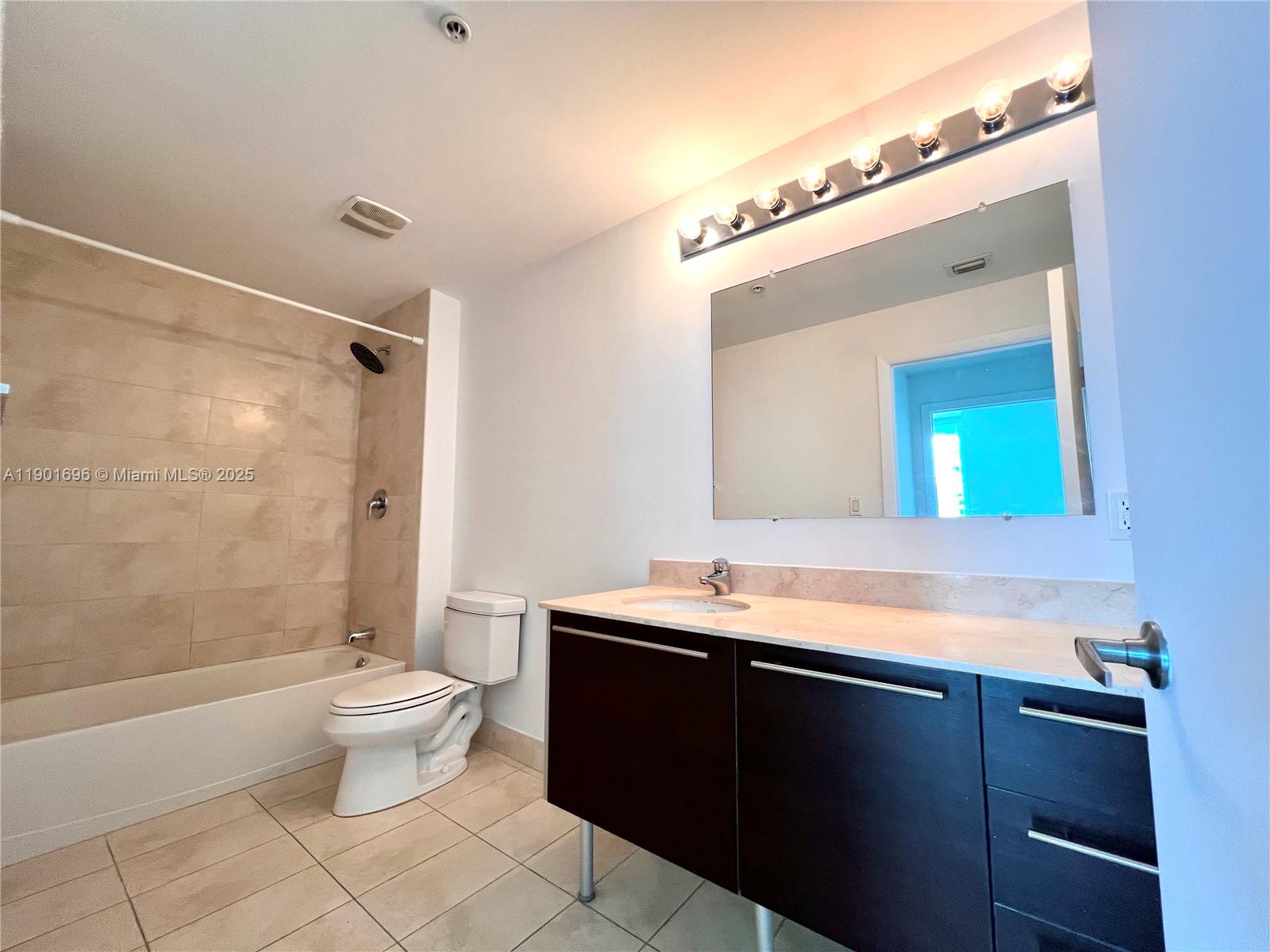 1900 N Bayshore Dr #2909, Miami FL 33132