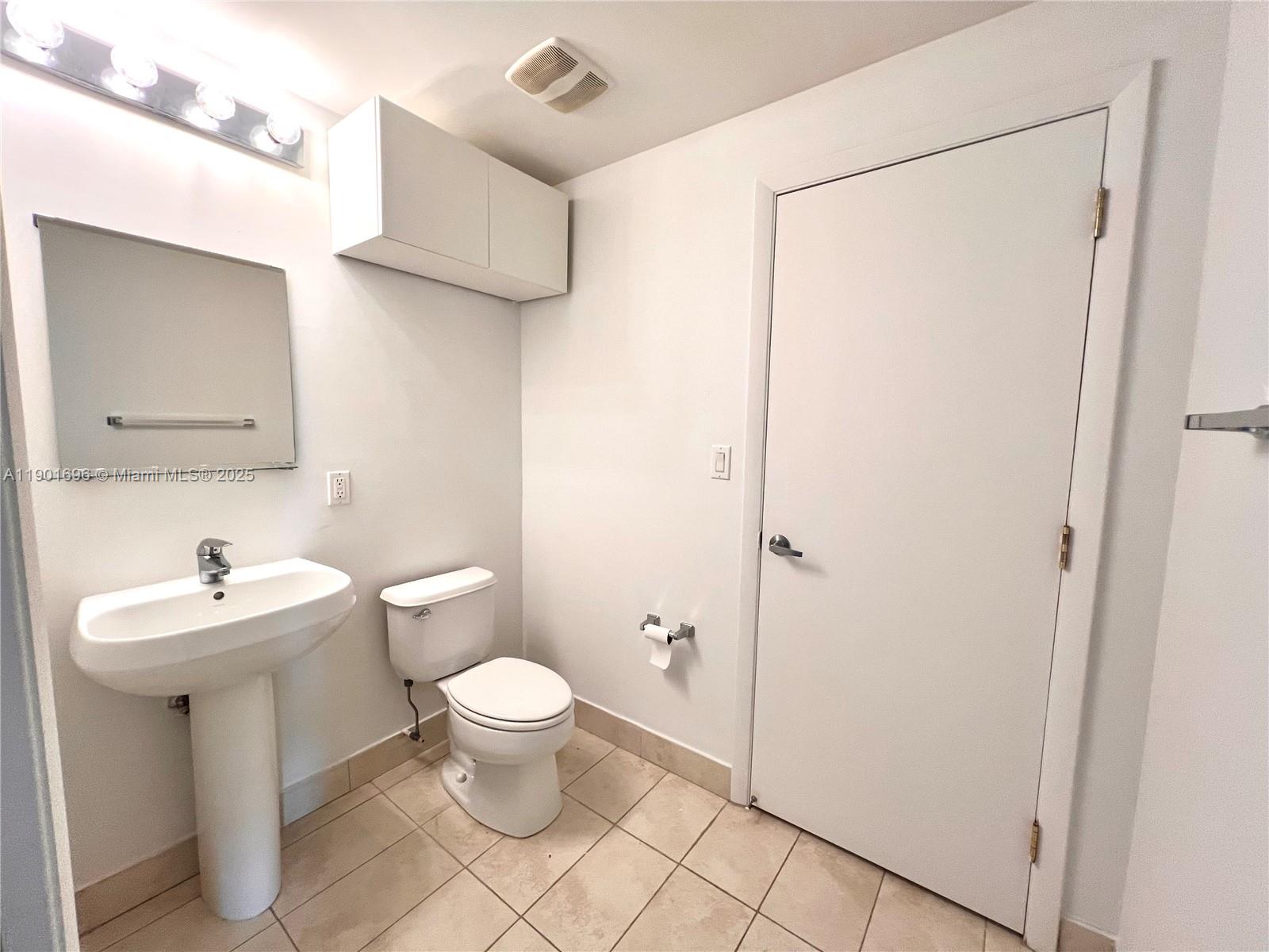 1900 N Bayshore Dr #2909, Miami FL 33132