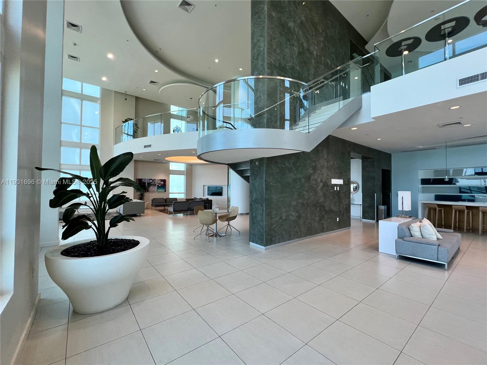 1900 N Bayshore Dr #2909, Miami FL 33132