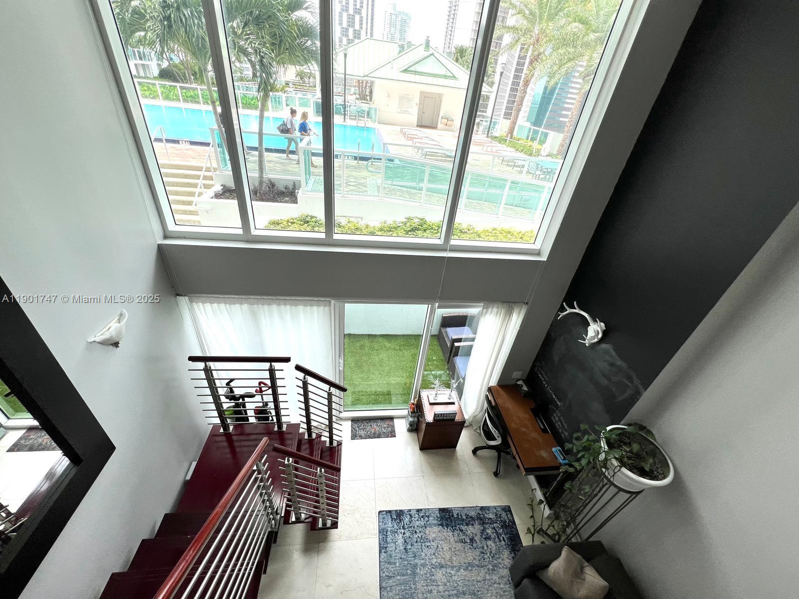 41 SE 5th St #705, Miami FL 33131