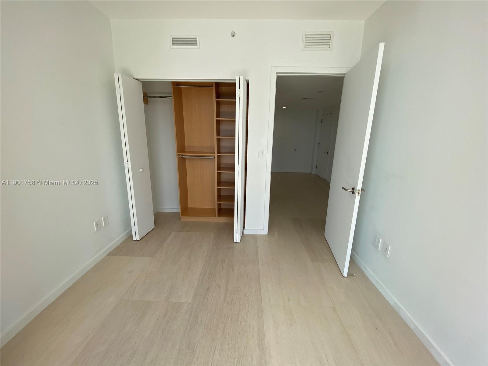 1300 S Miami Ave #2405, Miami FL 33131