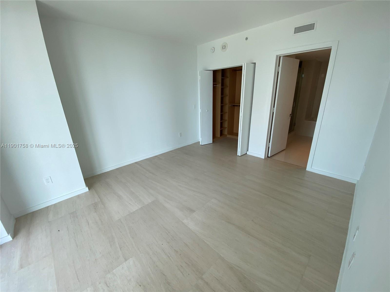 1300 S Miami Ave #2405, Miami FL 33131