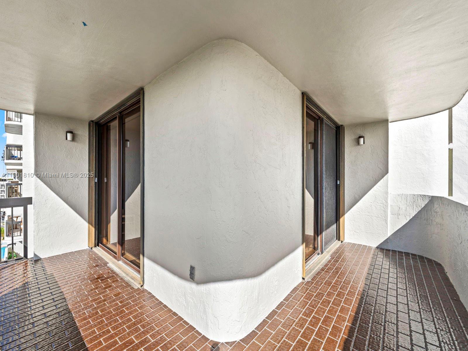 600 Biltmore Way #902, Coral Gables FL 33134