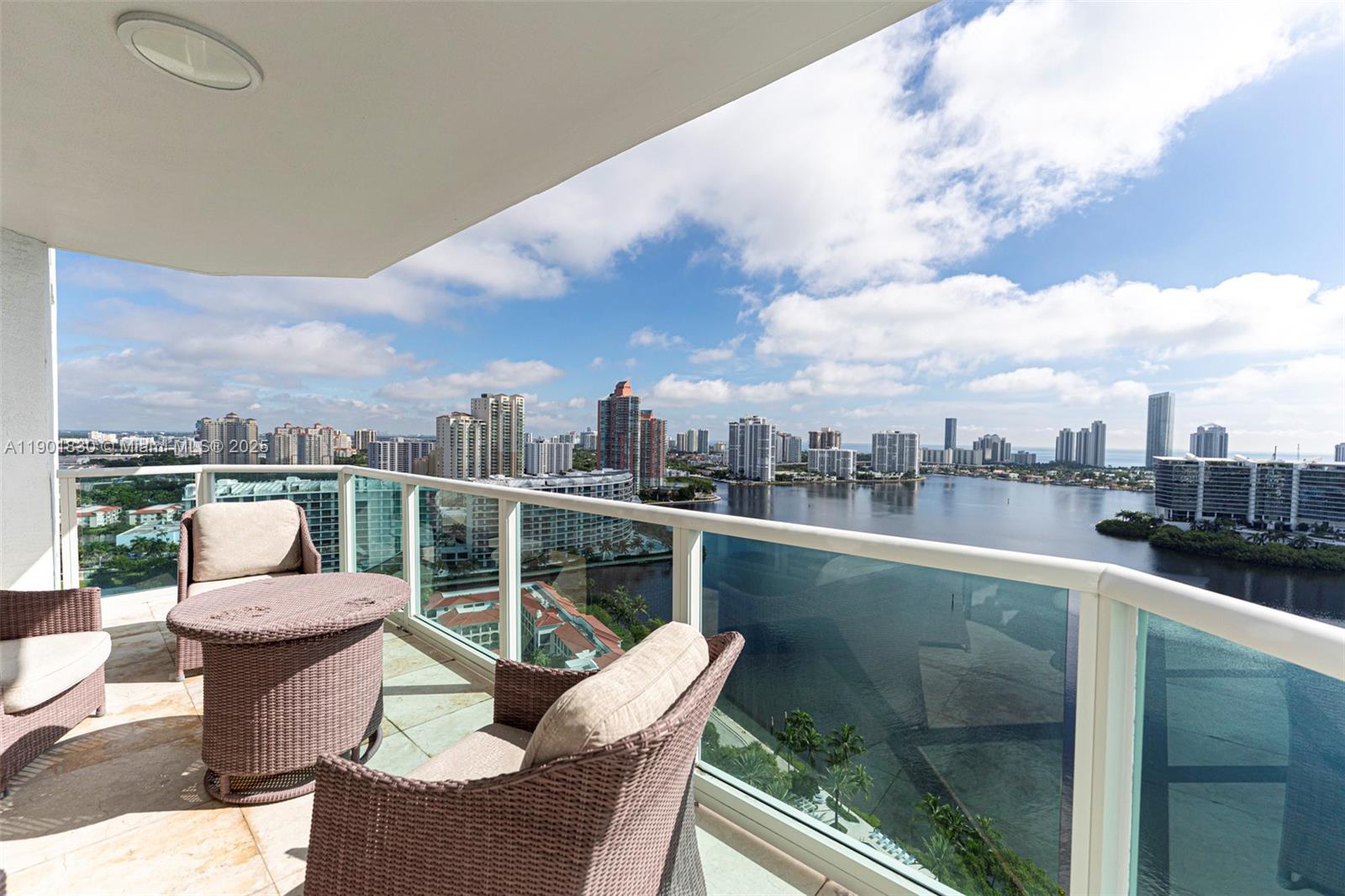 3301 NE 183rd St #2405, Aventura FL 33160
