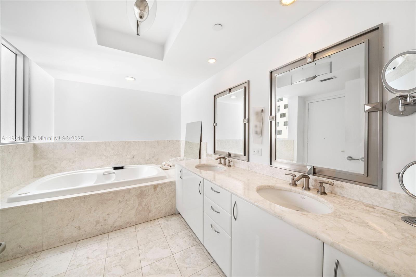 1331 Brickell Bay Dr #1908, Miami FL 33131