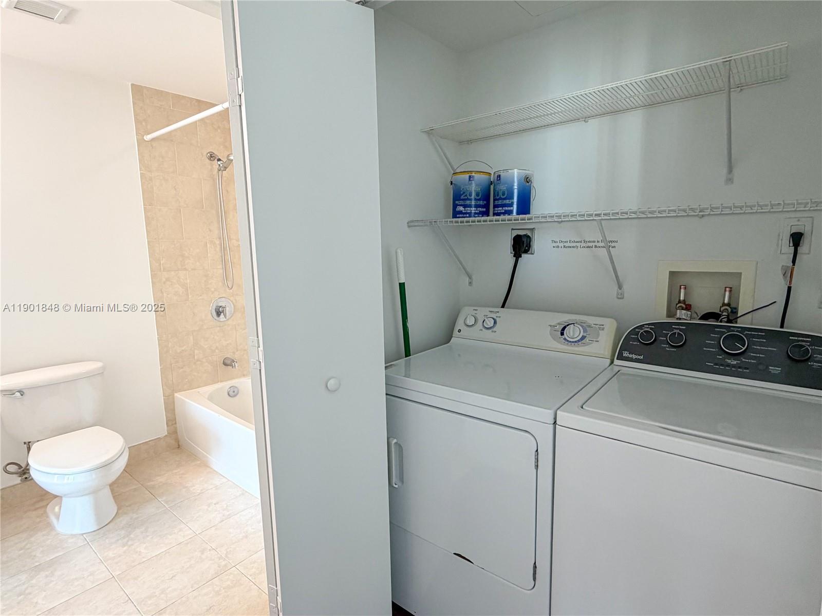 90 SW 3rd St #2401, Miami FL 33130