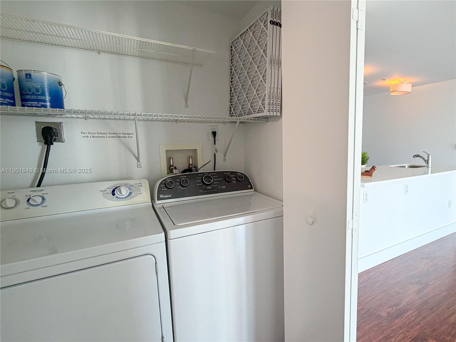 90 SW 3rd St #2401, Miami FL 33130