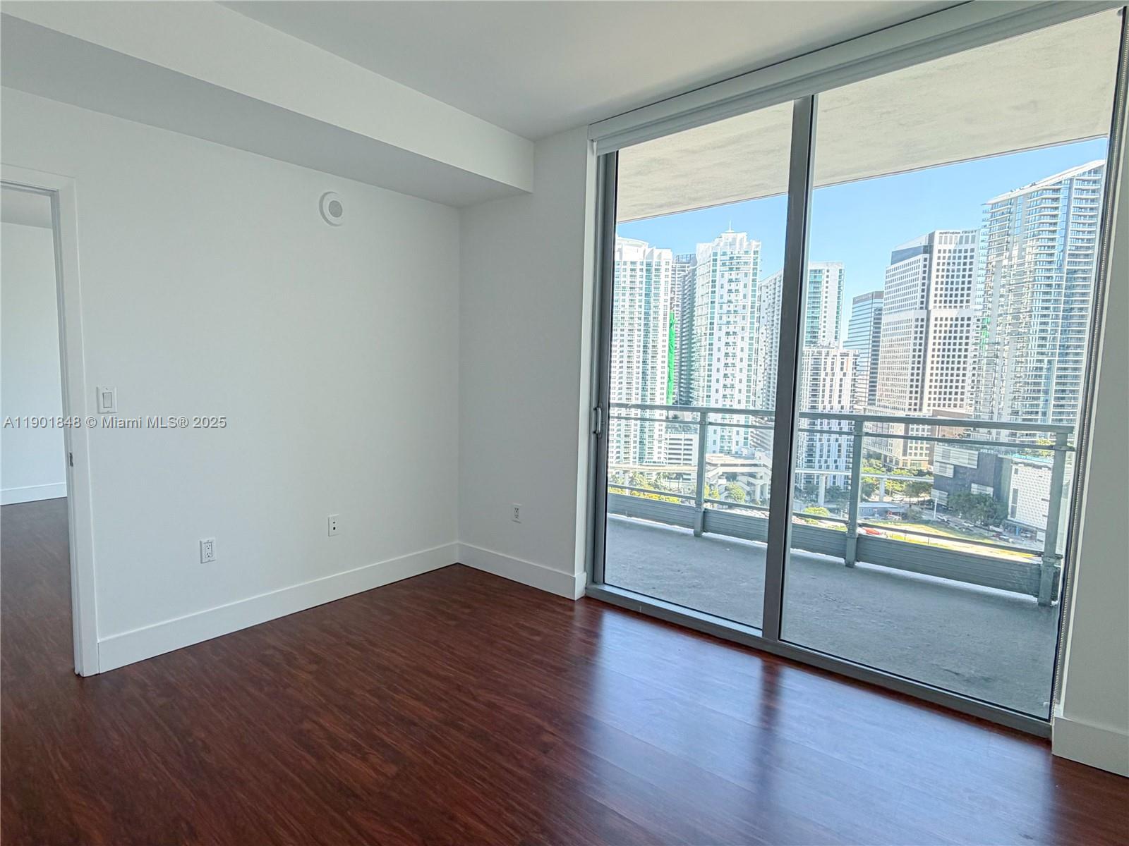 90 SW 3rd St #2401, Miami FL 33130