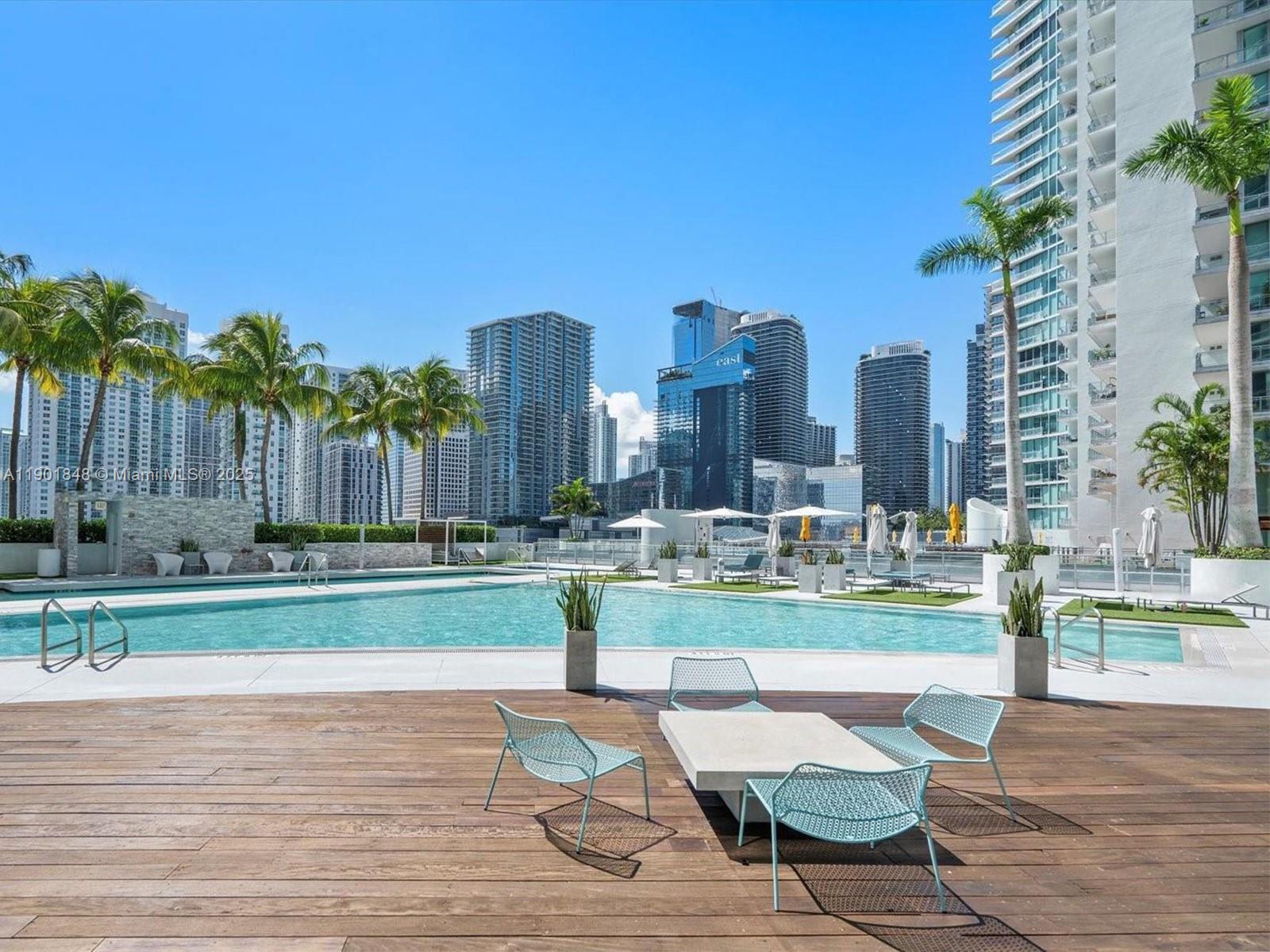90 SW 3rd St #2401, Miami FL 33130