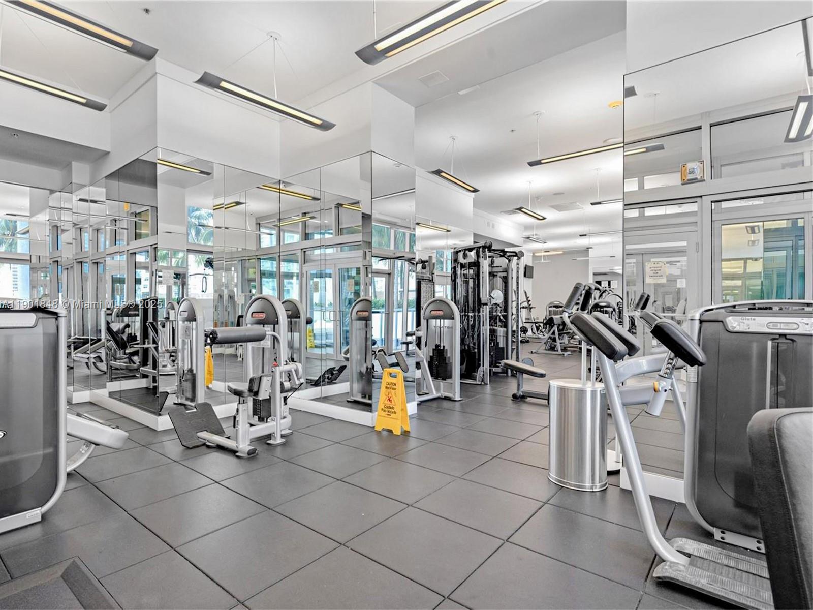 90 SW 3rd St #2401, Miami FL 33130