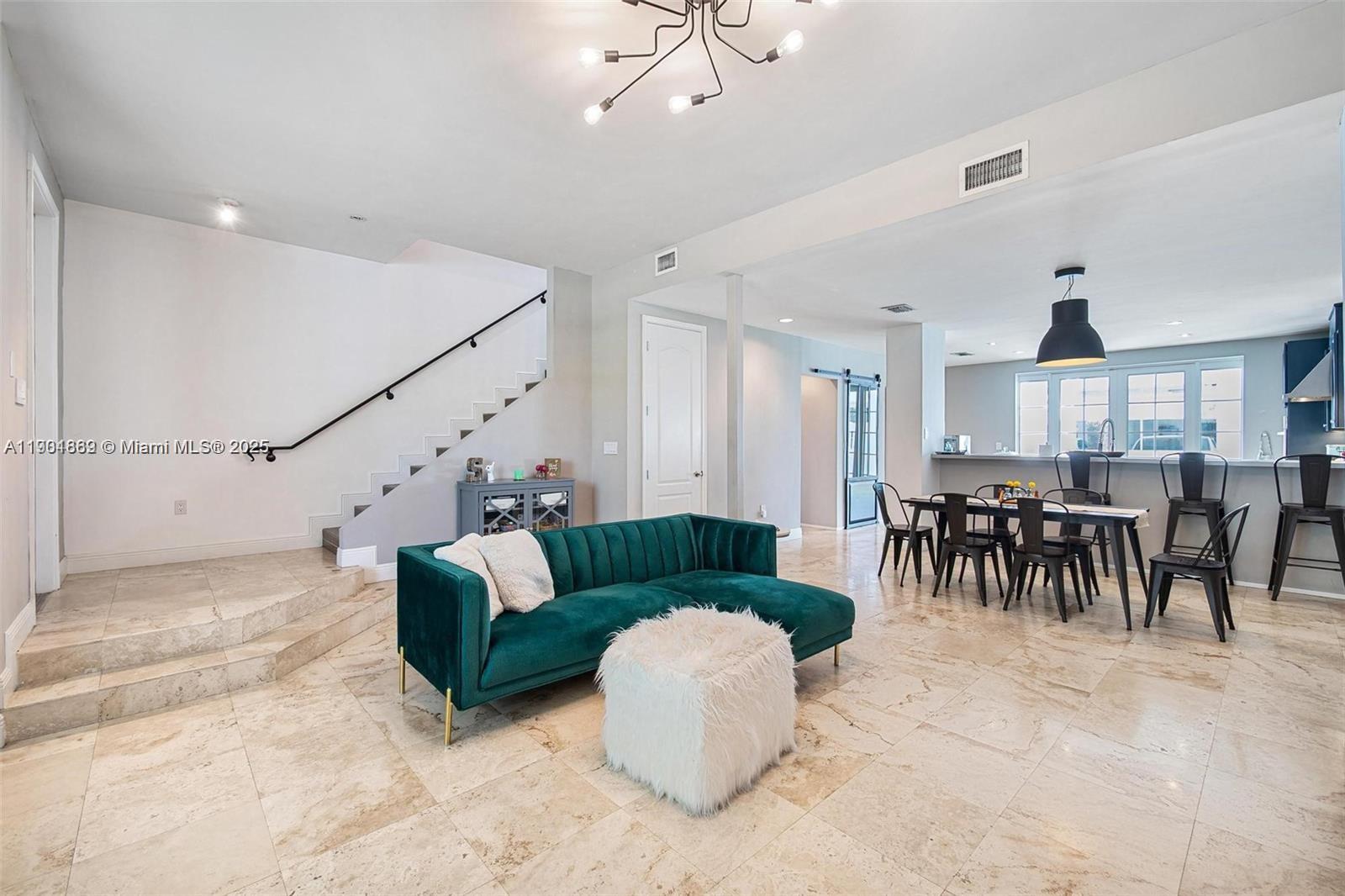 7765 SW 54th Ct #7765, Miami FL 33143