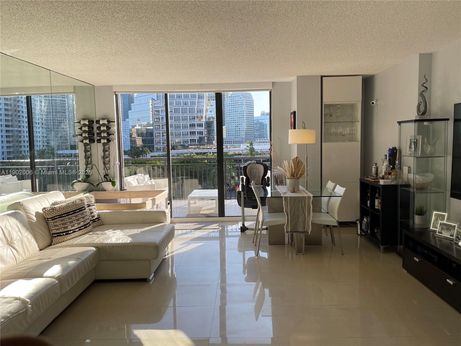 540 Brickell Key Dr #711, Miami FL 33131