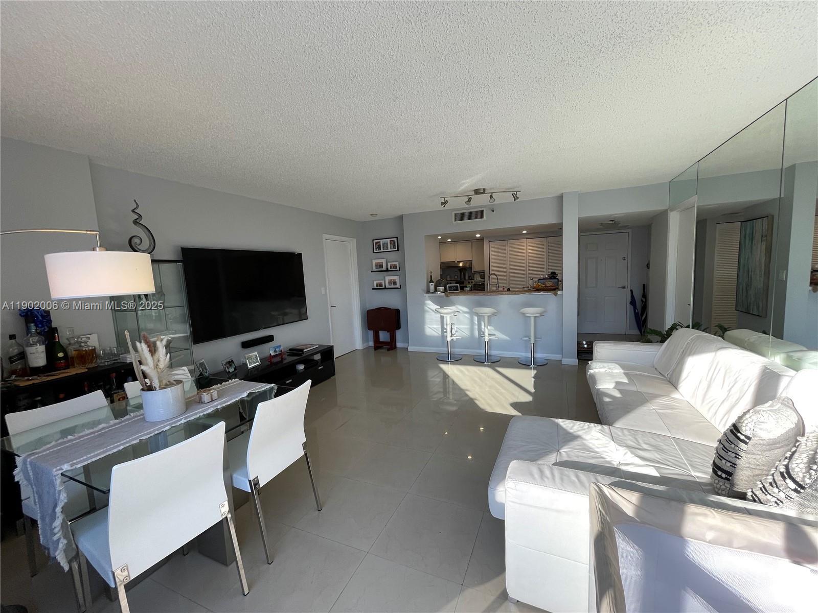 540 Brickell Key Dr #711, Miami FL 33131