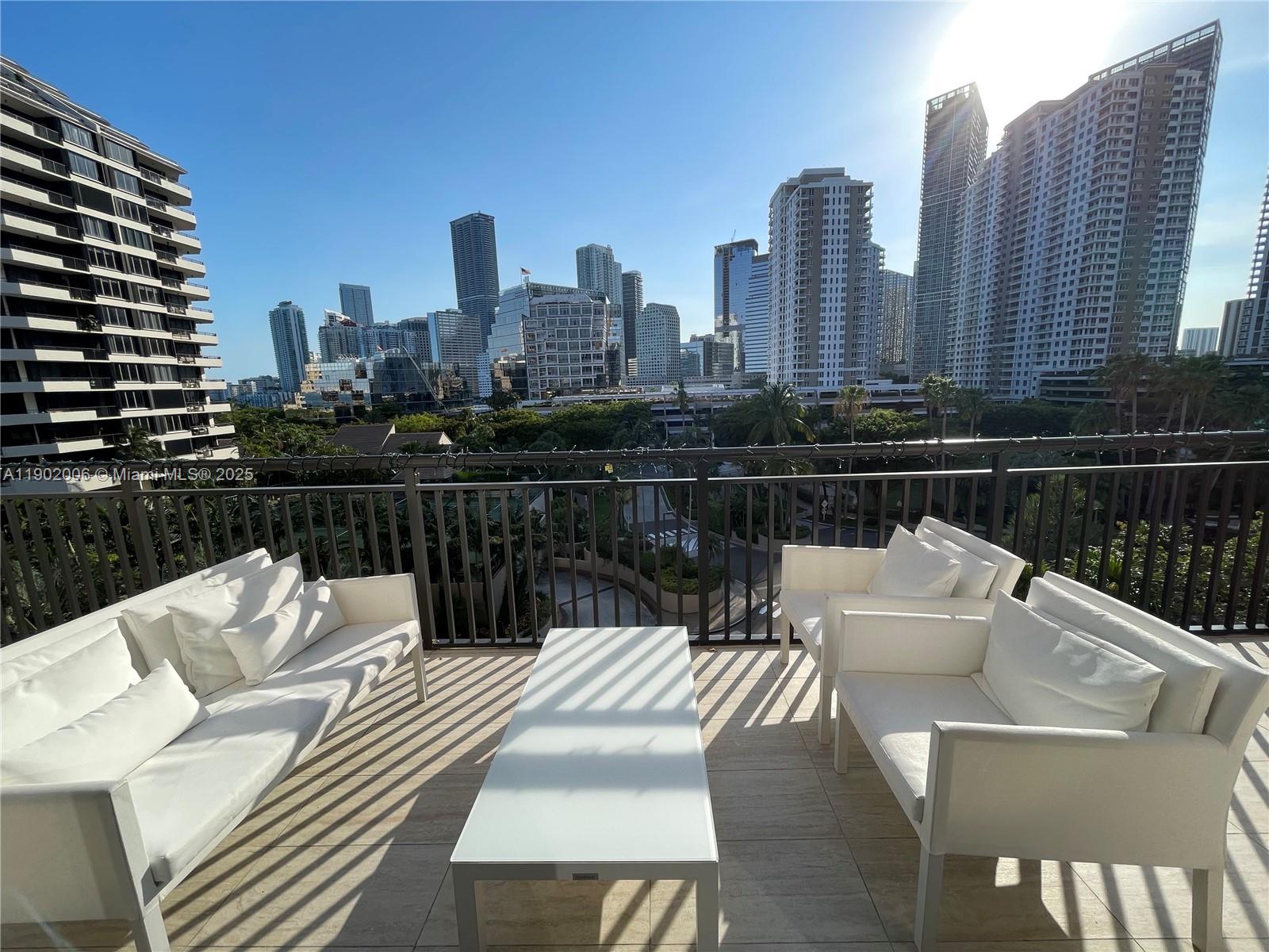 540 Brickell Key Dr #711, Miami FL 33131