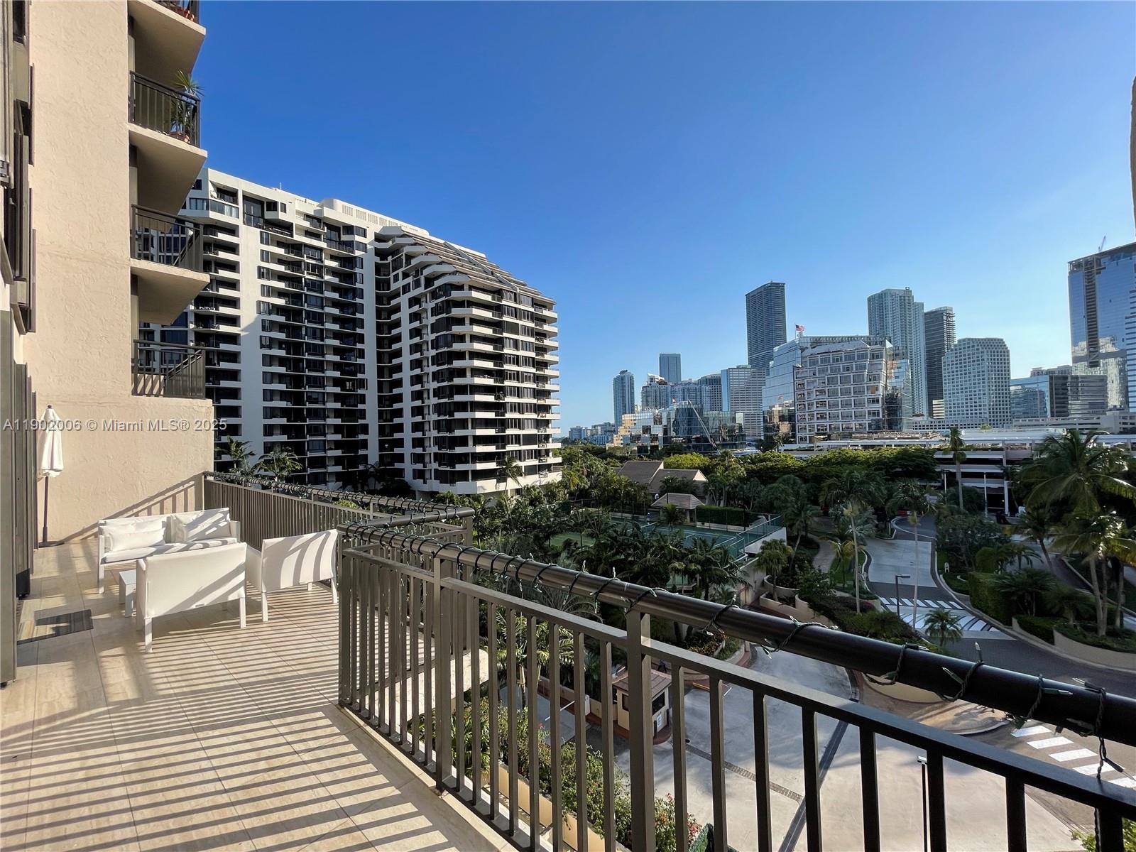 540 Brickell Key Dr #711, Miami FL 33131
