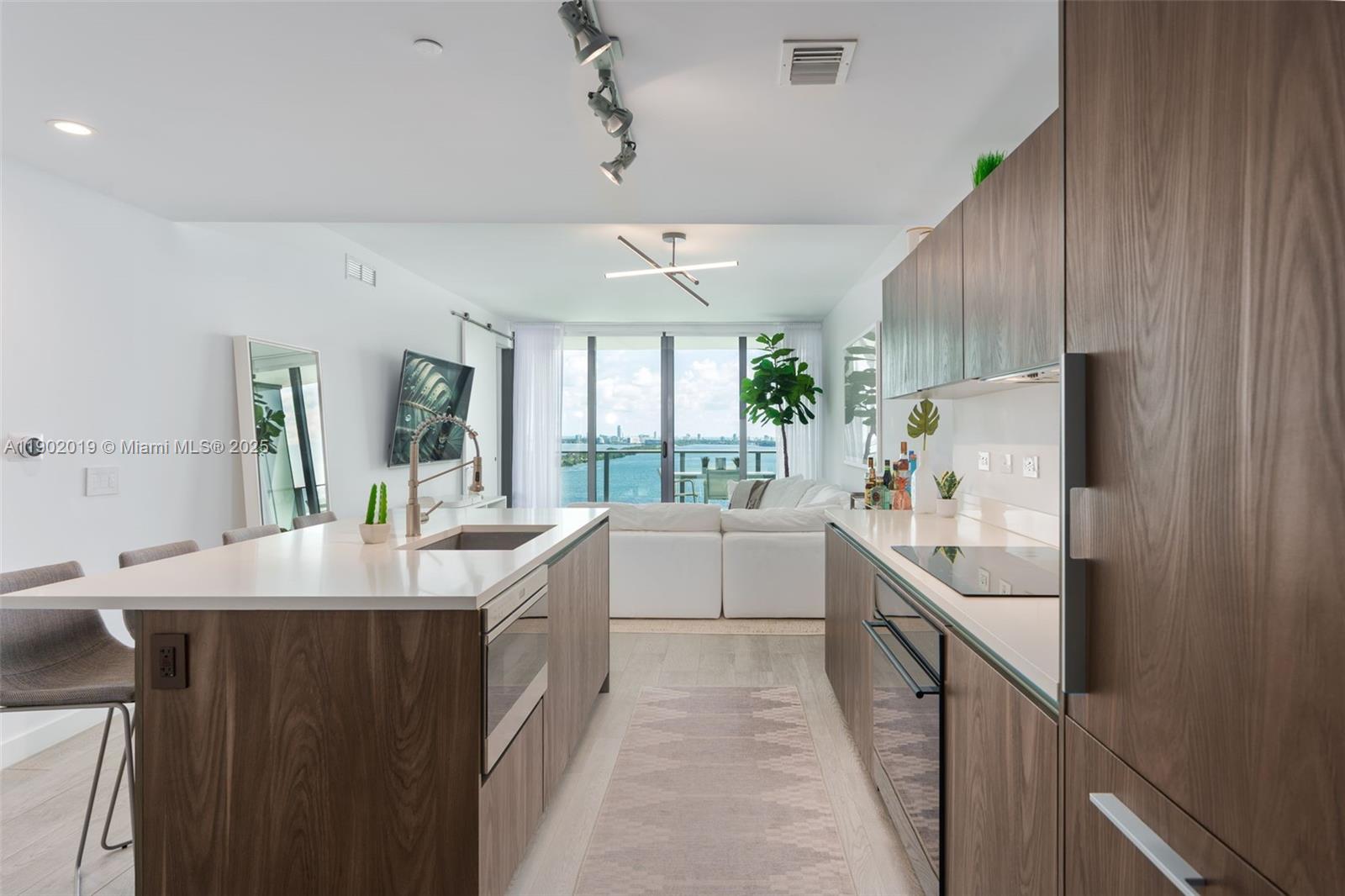 3131 NE 7th Ave #2202, Miami FL 33137
