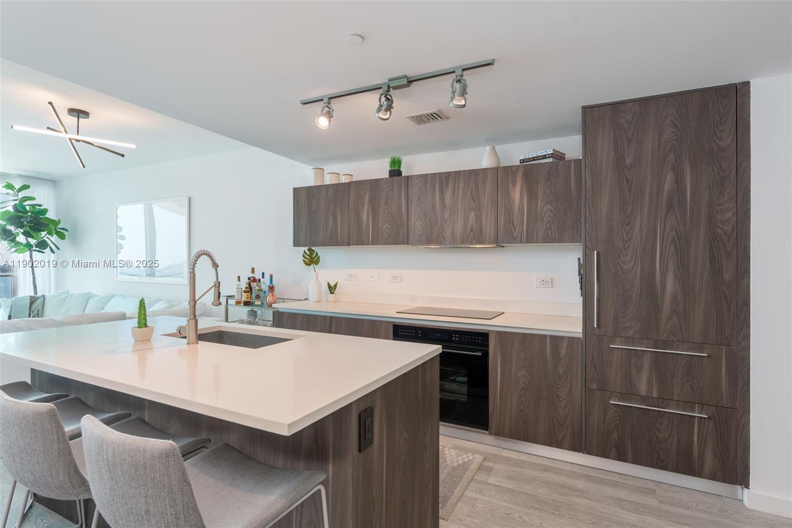 3131 NE 7th Ave #2202, Miami FL 33137