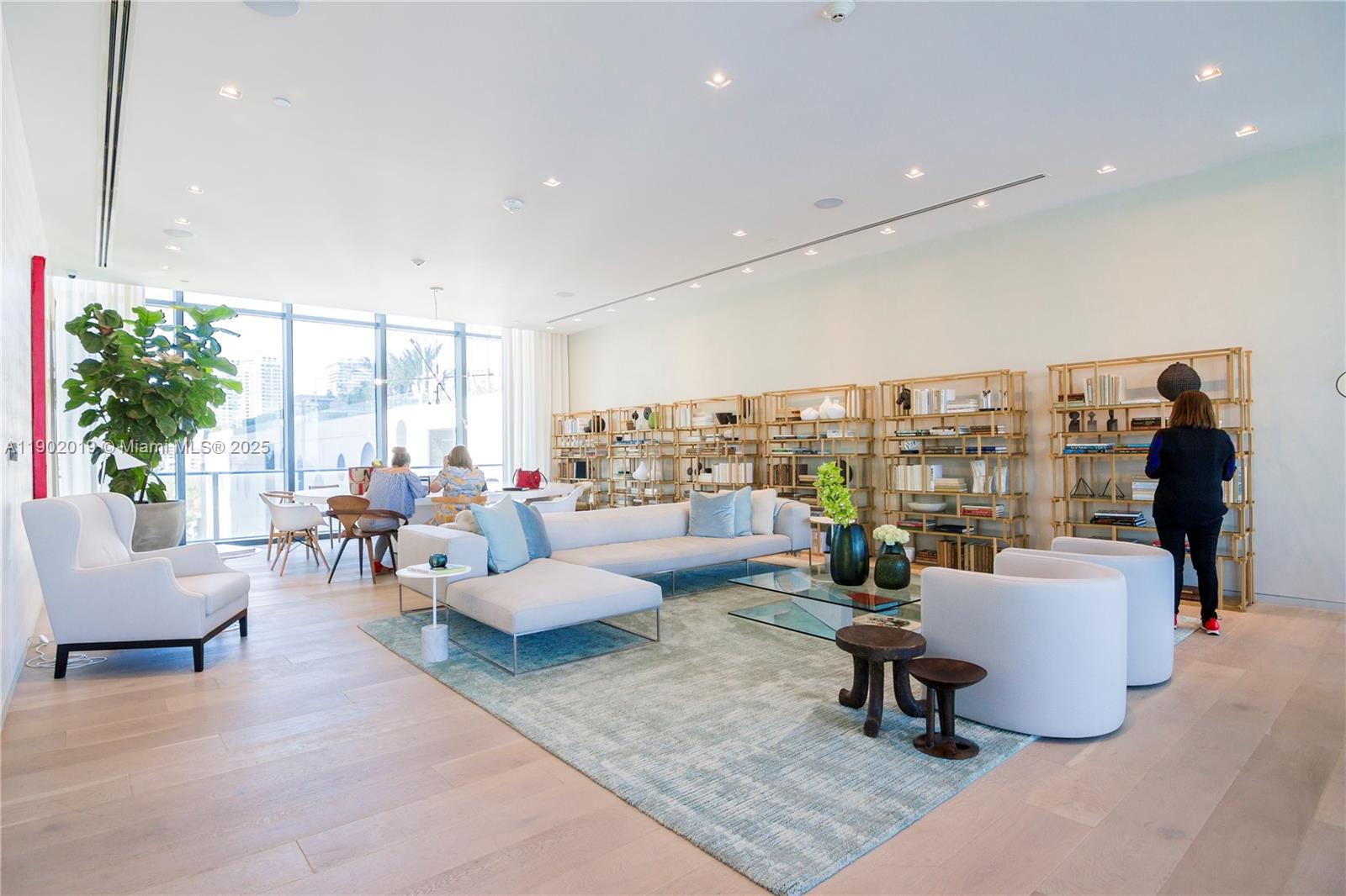 3131 NE 7th Ave #2202, Miami FL 33137