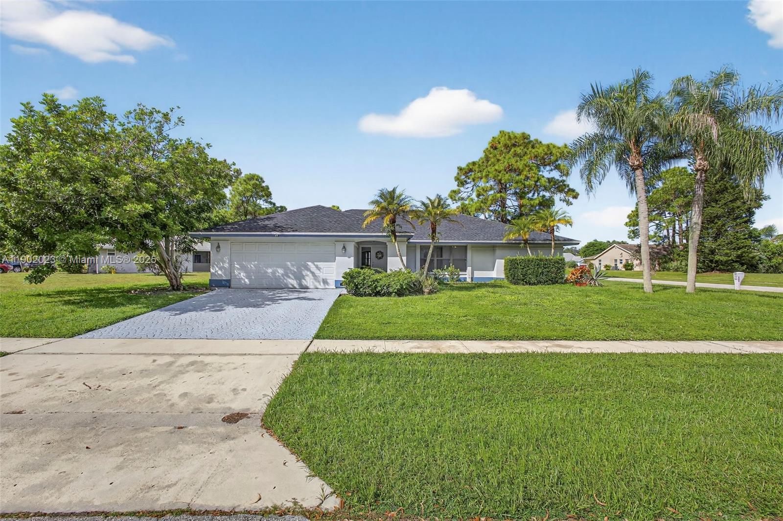 100 Miramar Ave, Royal Palm Beach FL 33411