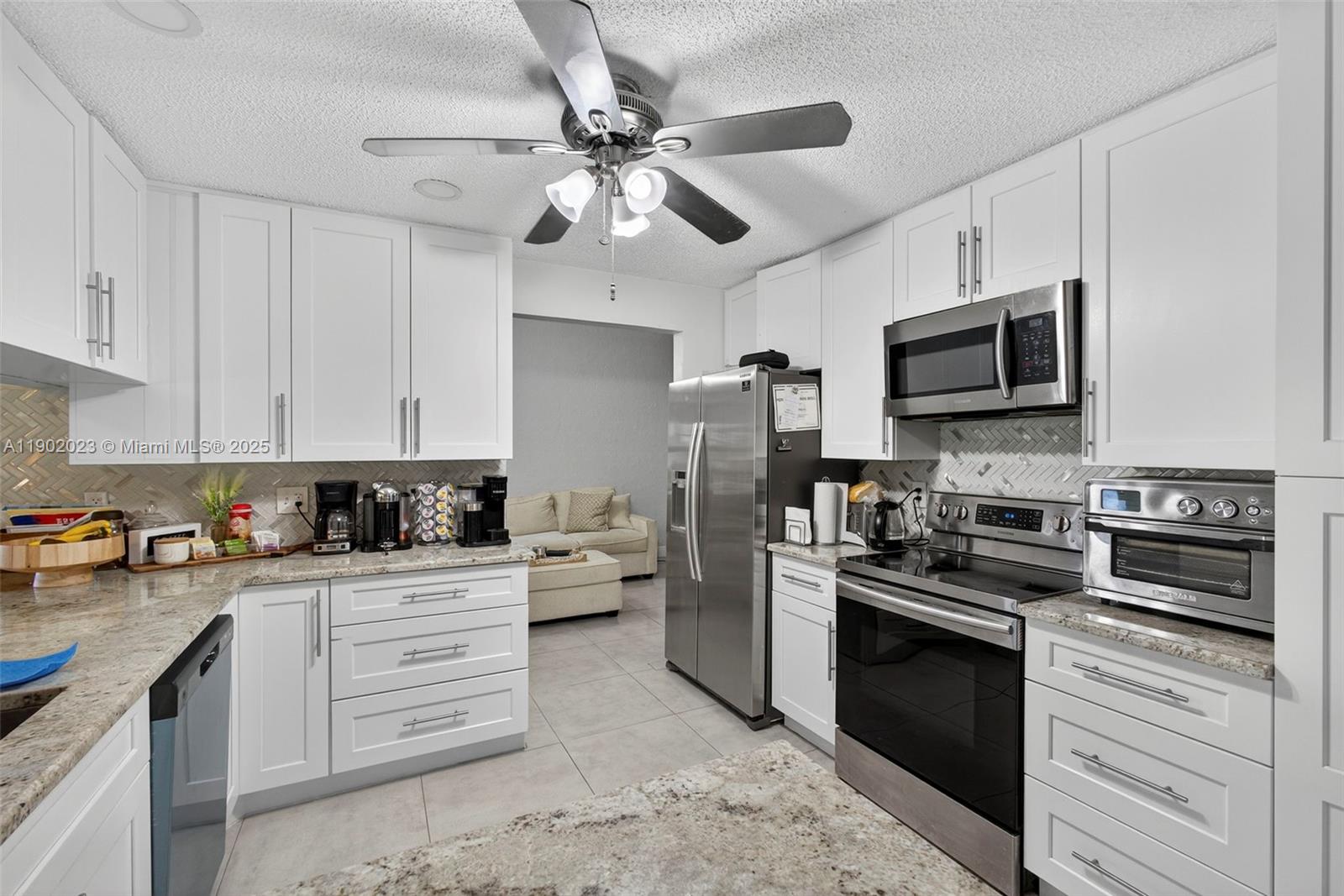 100 Miramar Ave, Royal Palm Beach FL 33411