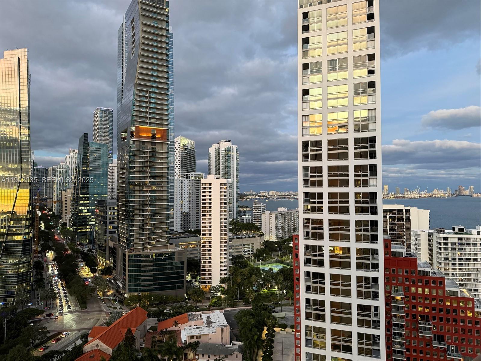 1581 Brickell Ave #2104, Miami FL 33129