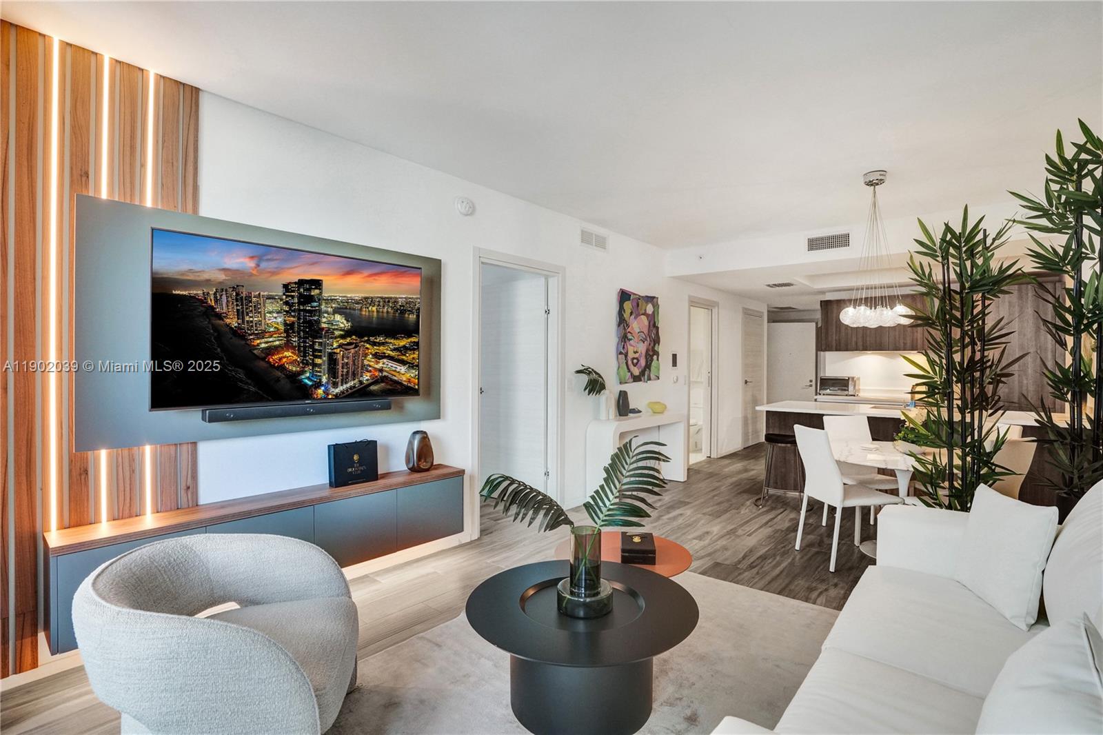 801 S Miami Ave #2107, Miami FL 33130