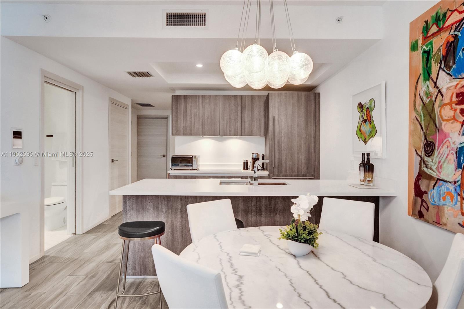 801 S Miami Ave #2107, Miami FL 33130