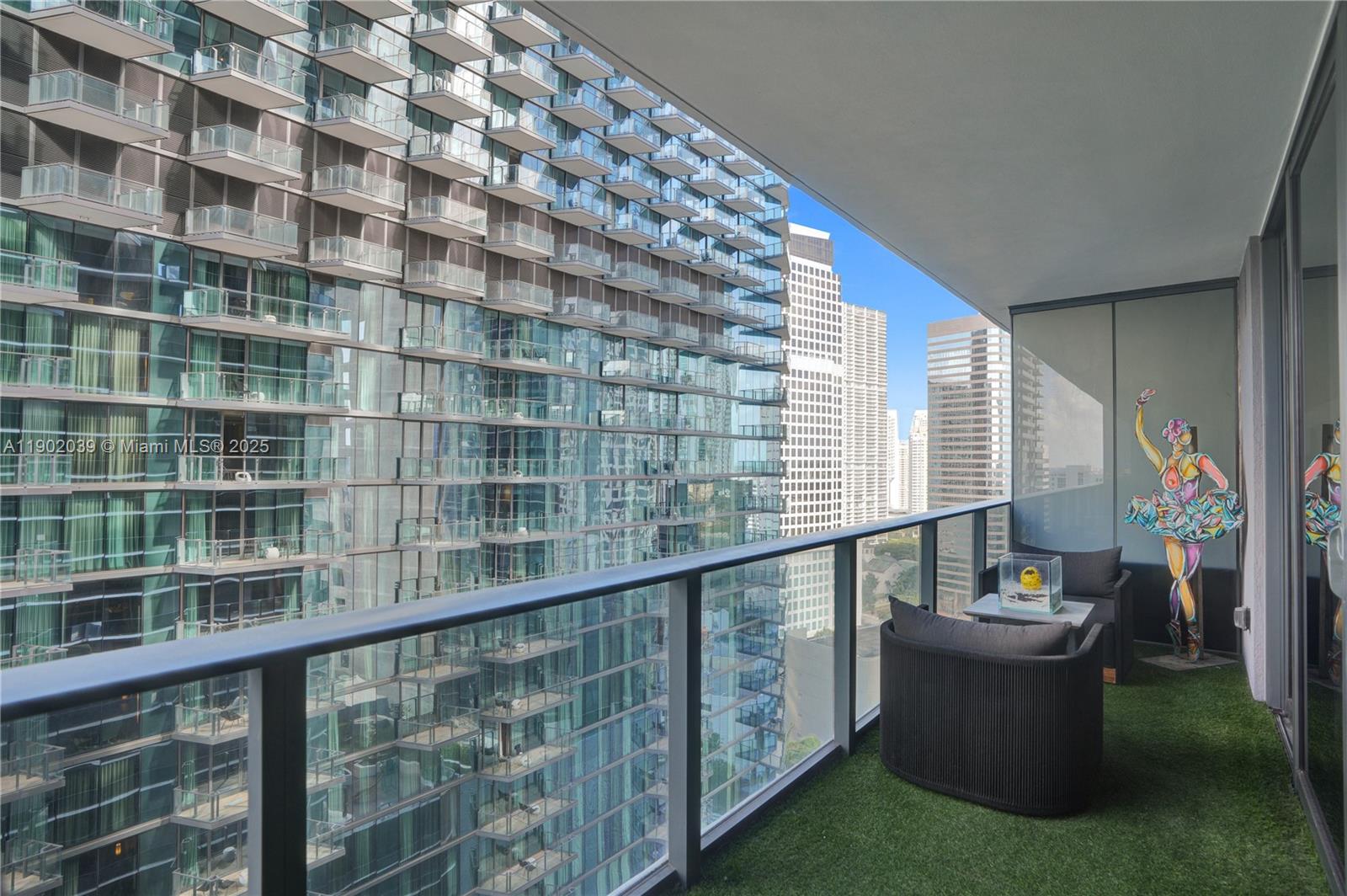801 S Miami Ave #2107, Miami FL 33130