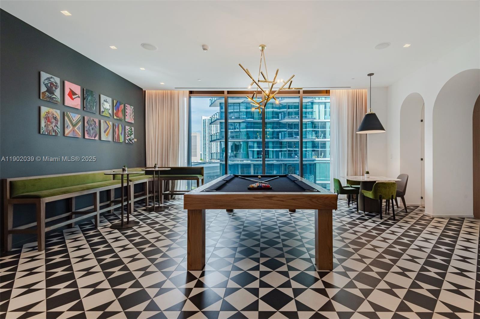 801 S Miami Ave #2107, Miami FL 33130